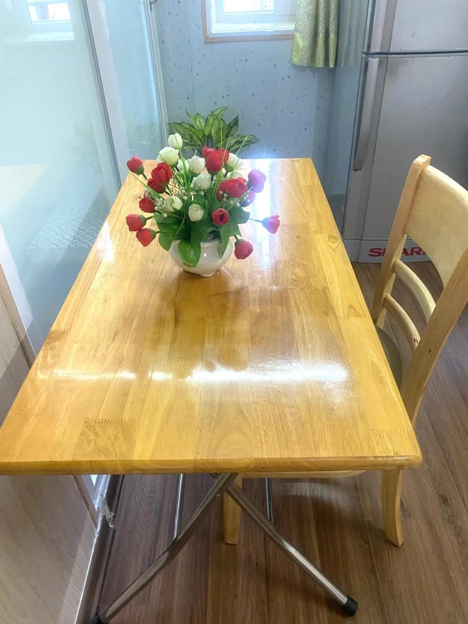 האנוי Cozy Homestay With Large Bed, Private Bathroom, Large Balcony מראה חיצוני תמונה